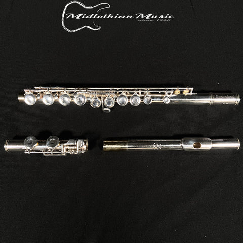 Gemeinhardt Pre-Owned 2SP Silver Plated Closed Hole Flute w/Case #J16066 - Very Good!