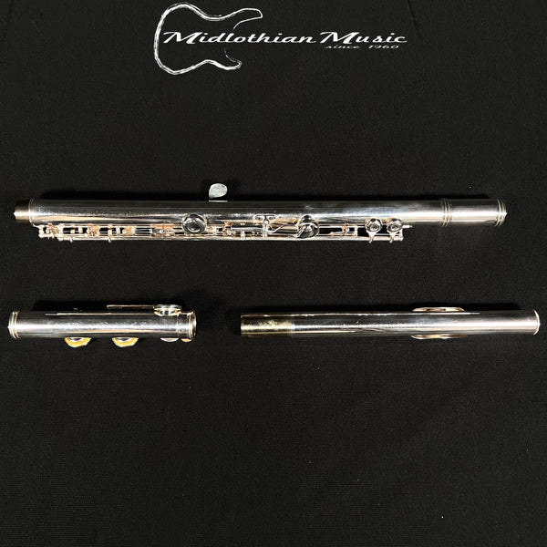 Gemeinhardt Pre-Owned 2SP Silver Plated Closed Hole Flute w/Case #J16066 - Very Good!